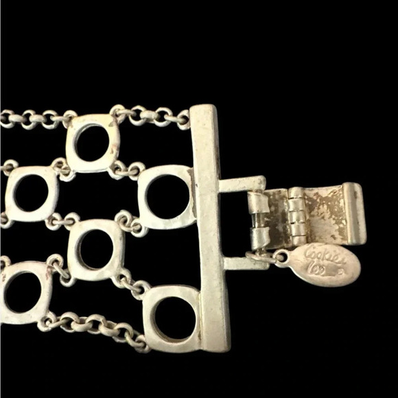 Cookie Lee silver costume jewelry woven circle mesh bracelet - Picture 3 of 5
